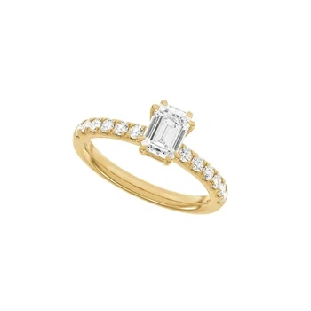 14 kt rødguld Modern Luxury by Siersbøl, med i alt 1,4 ct Top Wesselton / SI