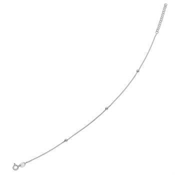Støvring Design's Smuk og enkel venezia ankelkæde med tre små sølv kugler, måler 23 + 4 cm