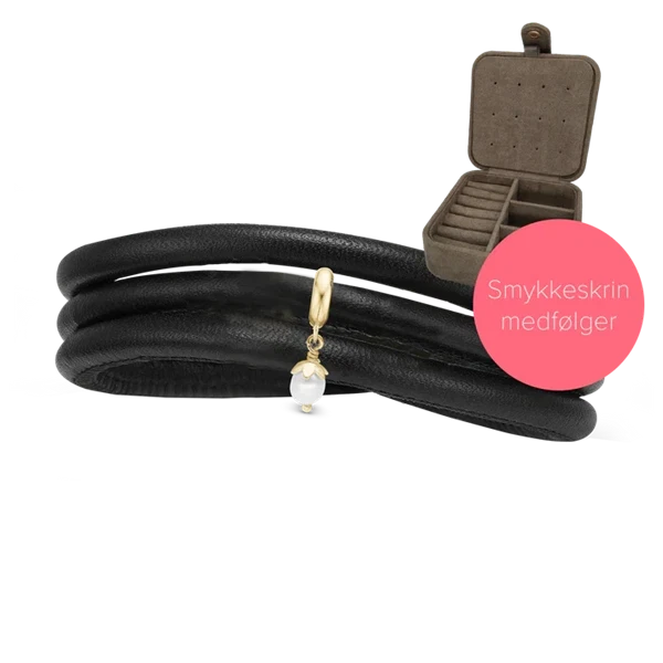 Embrace 4 mm læderarmbånd fra Christina med forgyldt perle charm & smykkeskrin