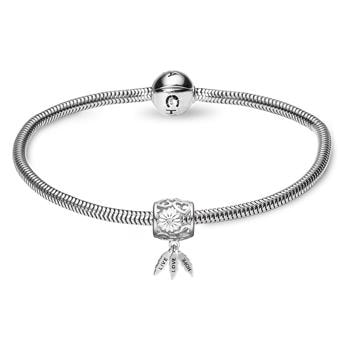 Støt Brysterne sølvarmbånd fra Christina med sølv hjerte-og marguerit charm med glitrende topaz