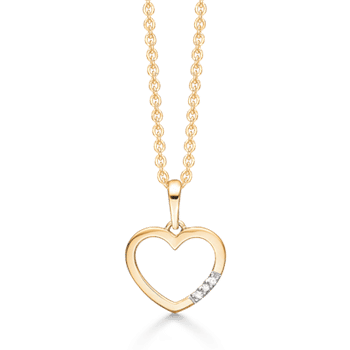 Flot 14 kt. guld vedhæng med et hjerte med 3 brilianter i siden. Brillant ialt 0,015 ct. pk2. Kæden er sølvforgyldt i længde 42-45 cm. fra Støvring Design