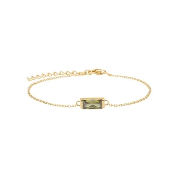 Elegant gyldent armbånd med rektangulær grøn sten, justerbar kæde og standard lås.