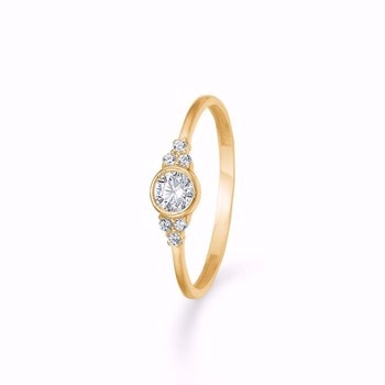 Fingerring med zirkonia i 8 karat guld fra Guld & Sølv Design