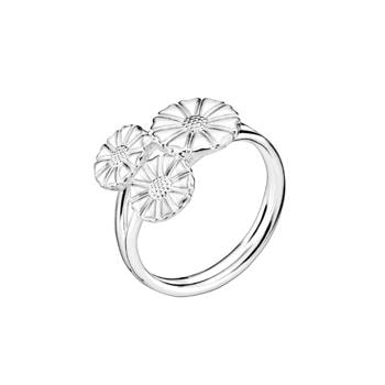 Lund 3 blomst 2x7,5 mm og 1x9 mm Marguerit fingerring i sølv m/ hvid emalje