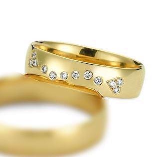 Model A4077-14G-DAME, guld hos Guldsmykket.dk