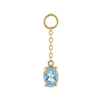 Smukt charm/vedhæng med oval aquablå topas og smart kæde. Kan bruges både til ørering og halskæde. Måler 20 x 4 mm. Pris er pr. stk fra Carré