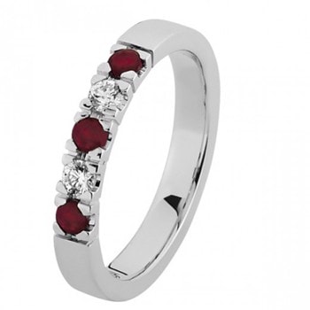 Nuran 14 kt hvidguld alliance ring, fra Colour serien med 2 + 3 stk 0,07 ct Wesselton-SI / Rubin
