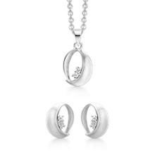 Støvring Design Sterling sølv collier og ørestikker, smykkesæt med blank overflade, model S223140