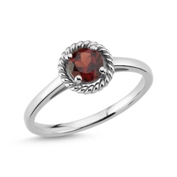 Nuran Darling Granat ring i 14 karat Hvid guld