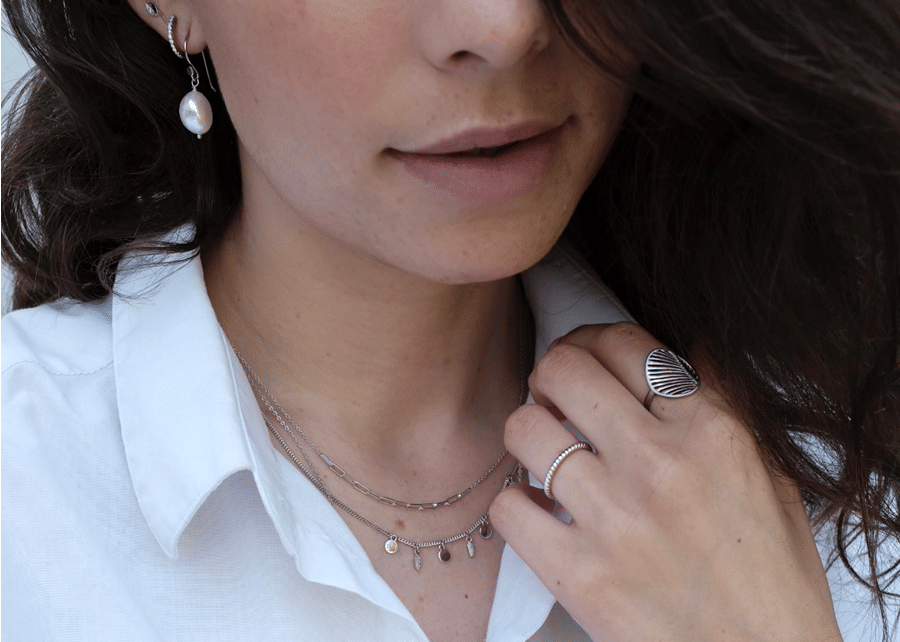 Shop the marts Christina look