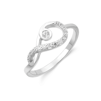 Sølv ring med snoet bånd, stor central sten og små sten langs båndet, fra Støvring Design.