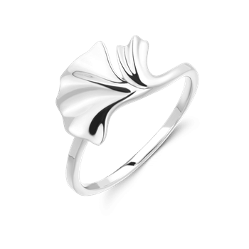 Sølvring fra Støvring Design med bladformet top og glat, skinnende ringbånd.