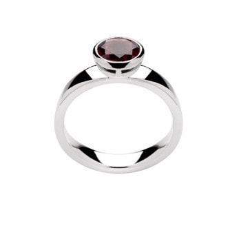 Sterling sølv Ring rhodineret. blank, Granat 1.40ct
