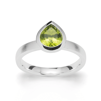 Sterling sølv ring, rhodineret. mat/blank, peridot 1,43ct