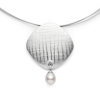 Sterling sølv Vedhæng, rhodineret. mat/børstet,kulturperle 3,40ct