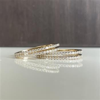14 kt dobbelt knæk creoler med ialt 0,60 ct diamanter, Wesselton/SI