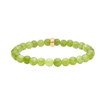 Grønt armbånd af runde perler med en enkelt gylden perle, elegant og enkelt design.
