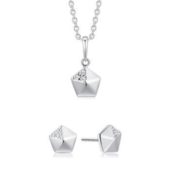 Sølv smykkesæt med halskæde og ørestikker. Geometrisk design med klare sten og poleret finish.