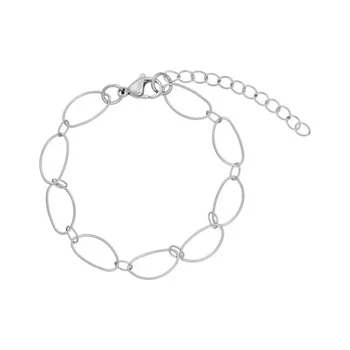 Armbånd i stål med fine ovale ringe