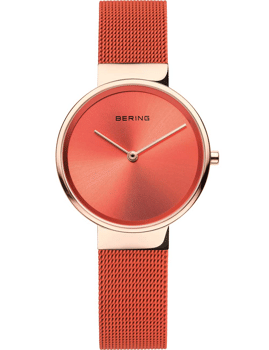 Elegant Bering dameur med minimalistisk urskive, mesh-lænke og mærket "BERING" på urskiven.